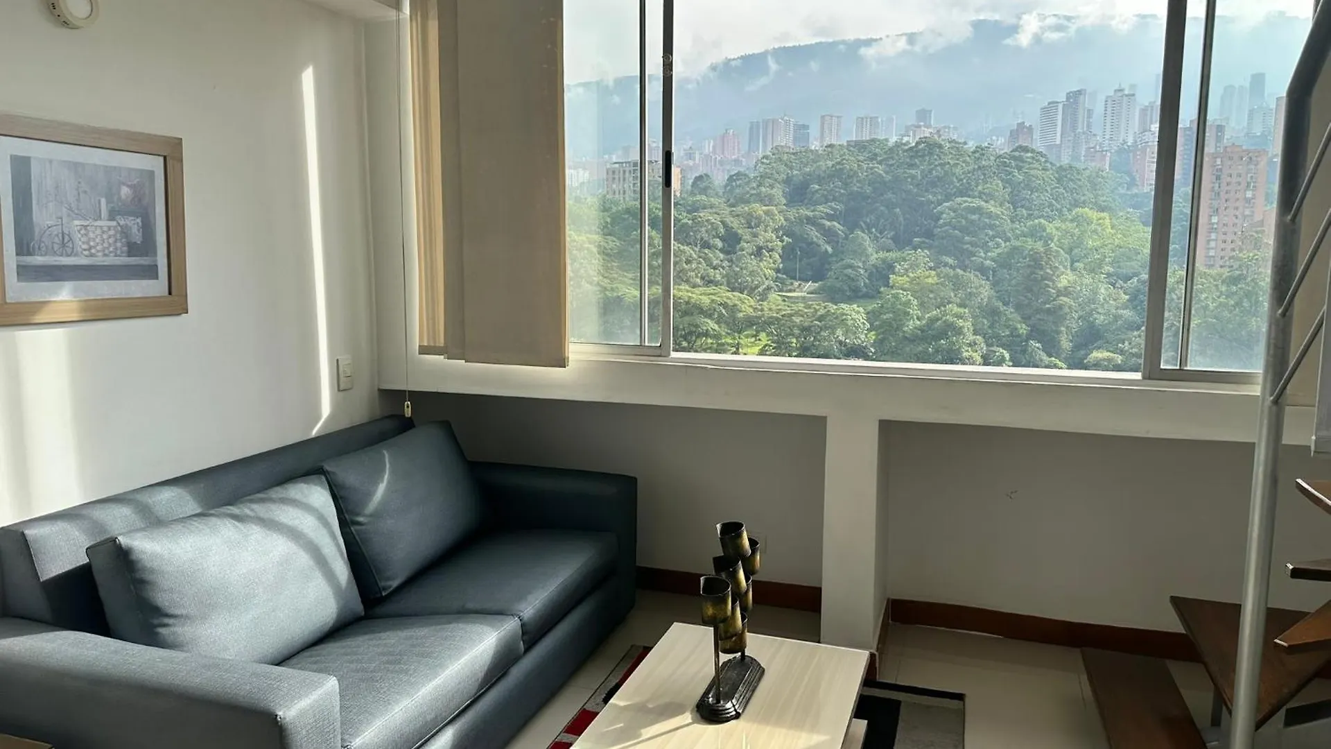 Amoblados Medellin Pobladoアパートメント アパート
