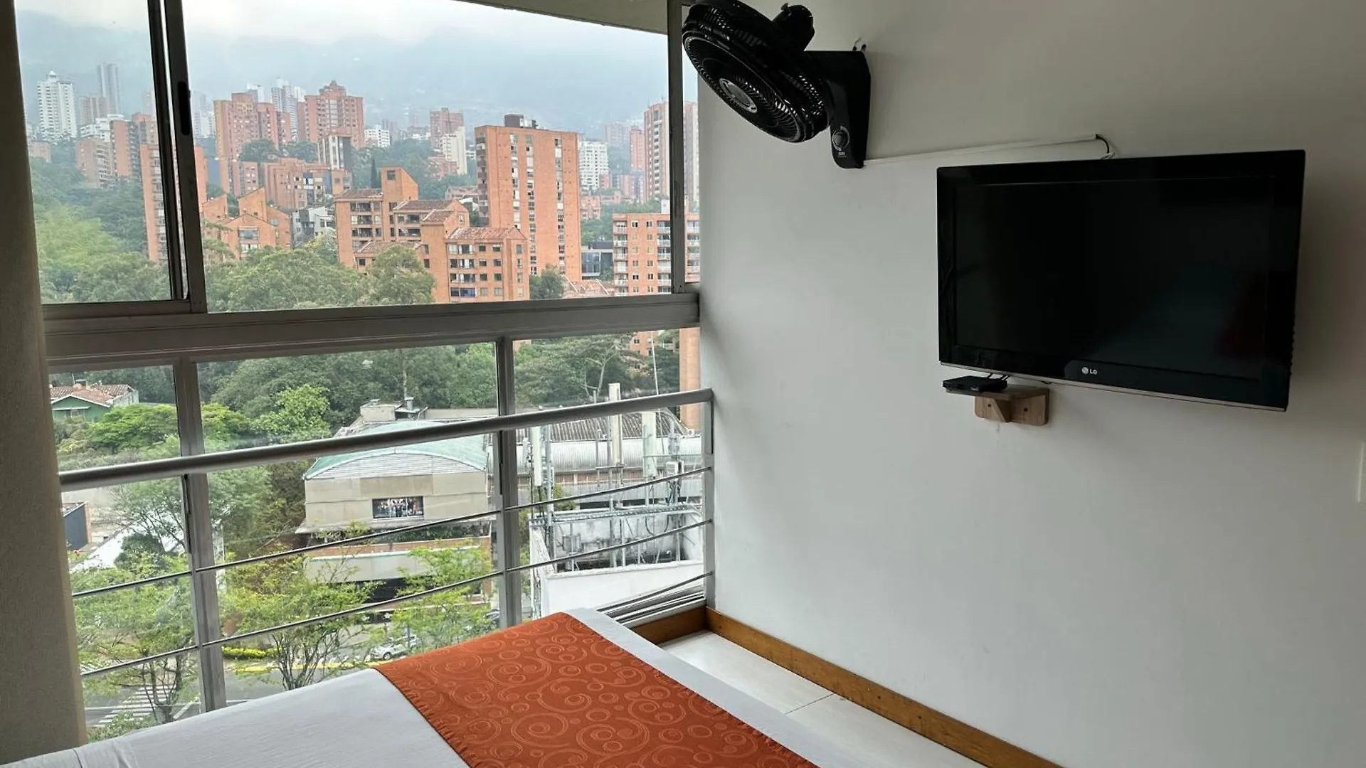 Amoblados Medellin Pobladoアパートメント